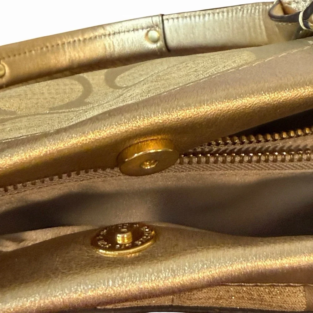 Authentic Vintage Coach Signature Tote Bag No. G0993-14433‎ Gold Leather Y2K 00s